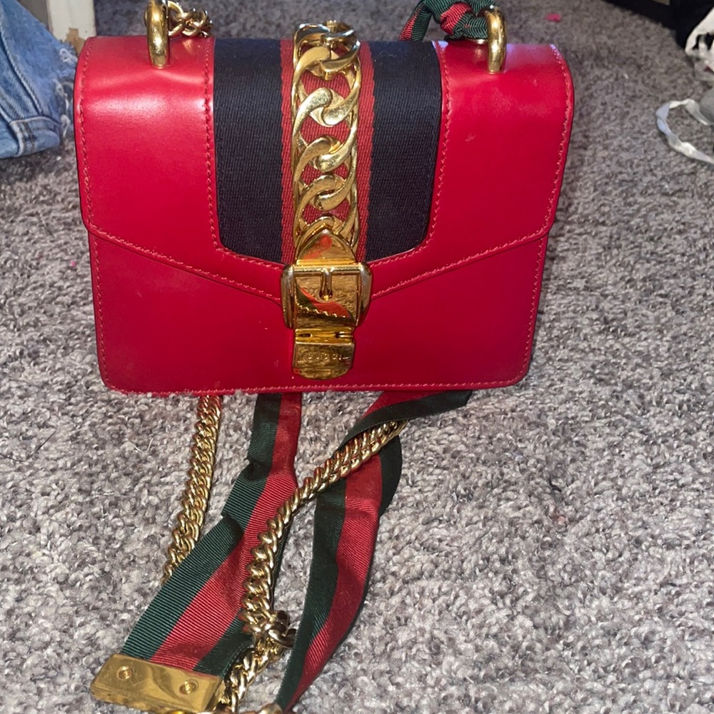 Gucci Calfskin small Sylvie Chain Shoulder Bag Hibiscus Red